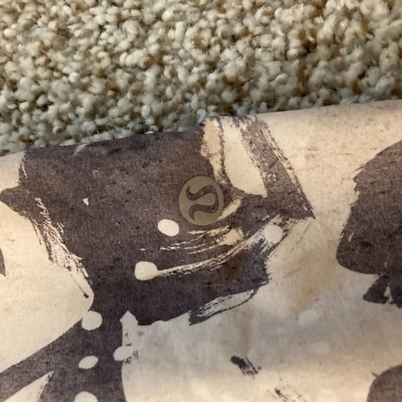 LULULEMON Om Pant Mini Art Pop White multi/ Slate. Size 6 - Picture 2 of 7